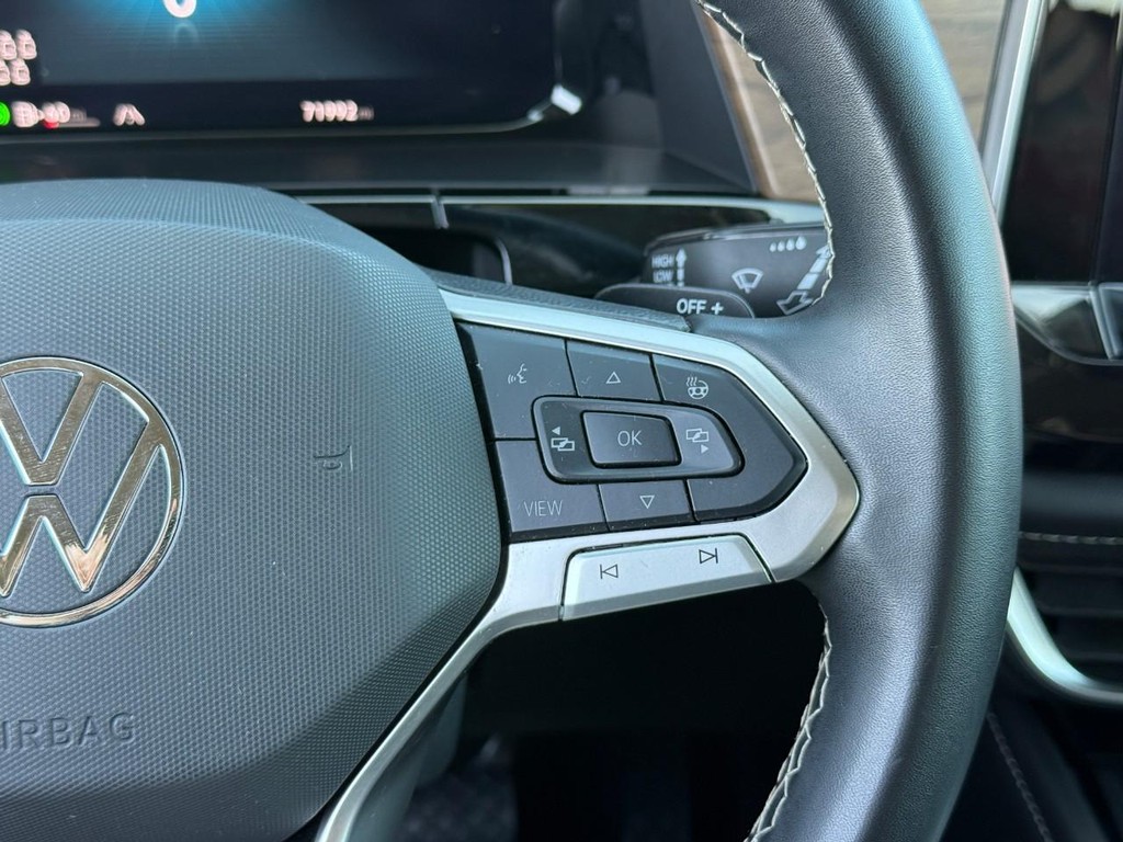 Volkswagen Atlas Vehicle Full-screen Gallery Image 19