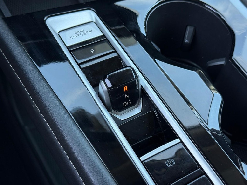 Volkswagen Atlas Vehicle Full-screen Gallery Image 21