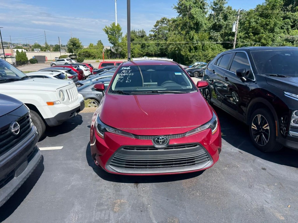 Toyota Corolla Vehicle Full-screen Gallery Image 09