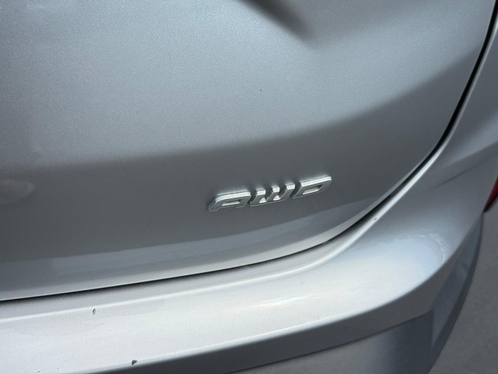 Ford Edge Vehicle Full-screen Gallery Image 06