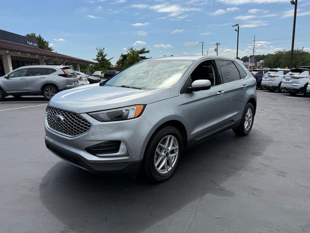 Ford Edge Vehicle Full-screen Gallery Image 09