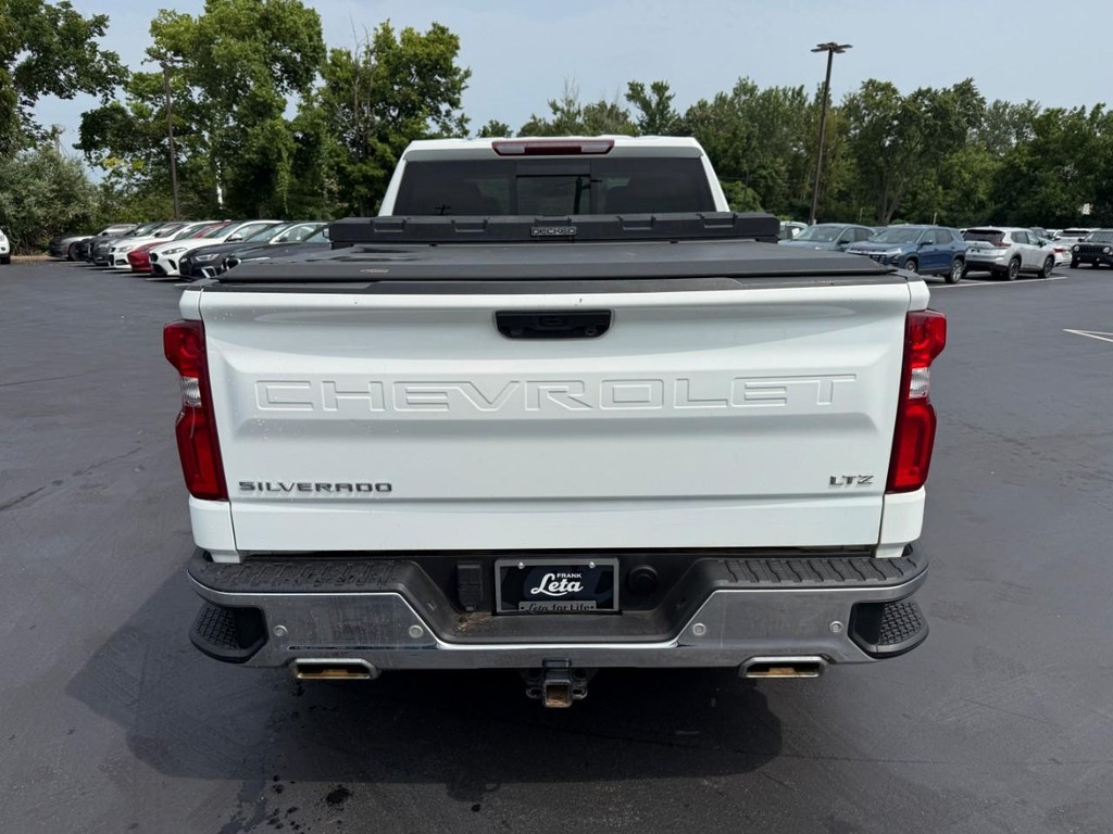 Chevrolet Silverado 1500 Vehicle Full-screen Gallery Image 07
