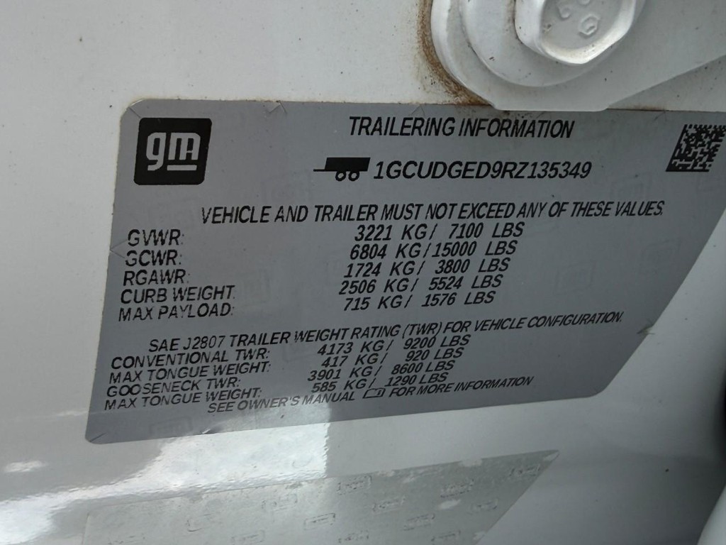 Chevrolet Silverado 1500 Vehicle Full-screen Gallery Image 25