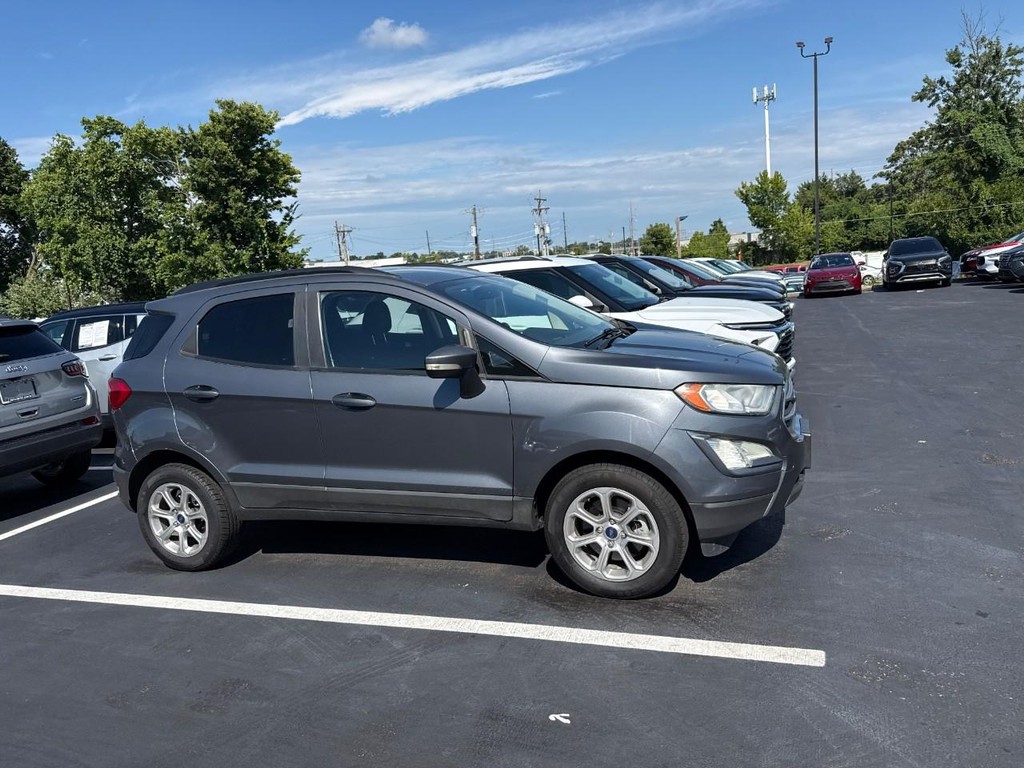 Ford EcoSport Vehicle Full-screen Gallery Image 07