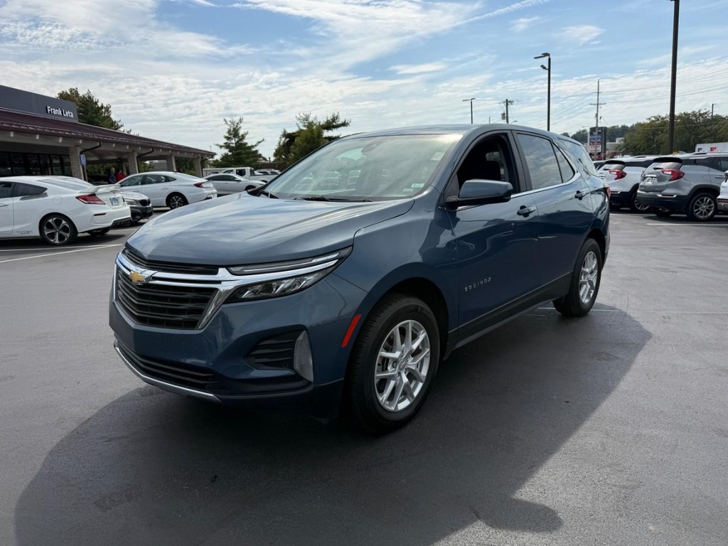 Chevrolet Equinox Vehicle Full-screen Gallery Image 08