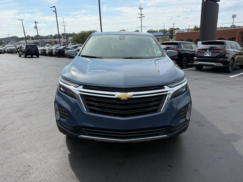 Chevrolet Equinox Vehicle Full-screen Gallery Image 09