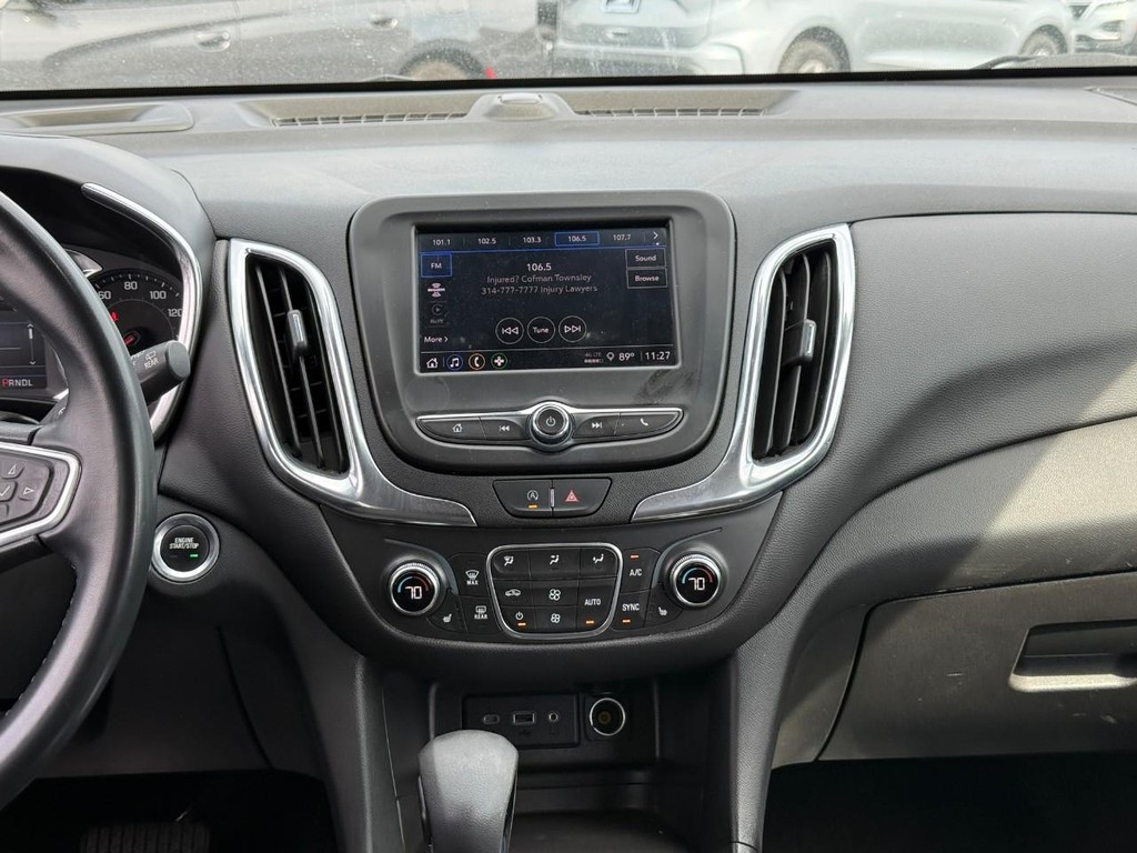 Chevrolet Equinox Vehicle Full-screen Gallery Image 13