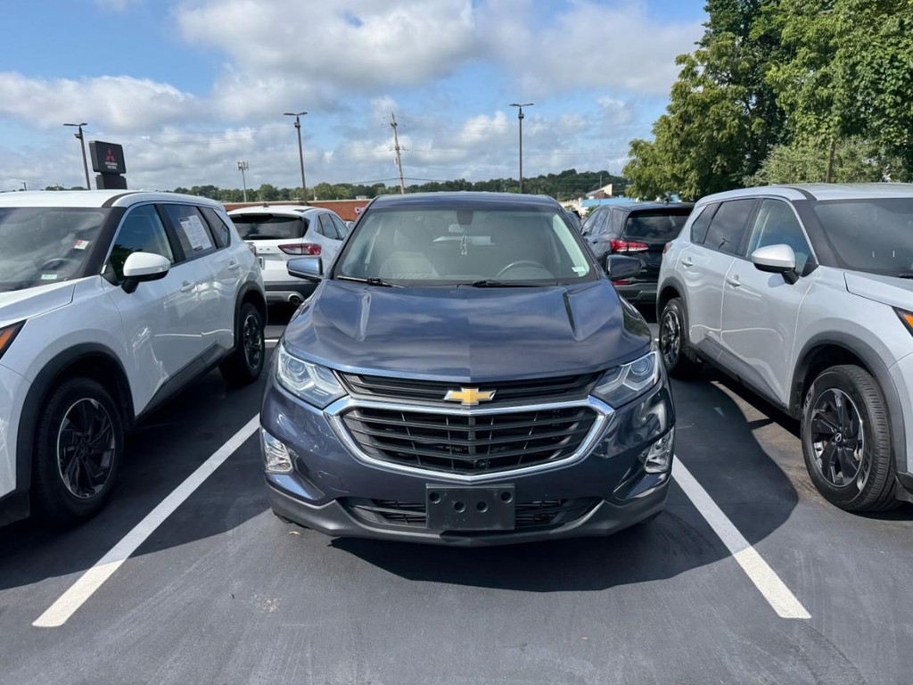 Chevrolet Equinox Vehicle Full-screen Gallery Image 02