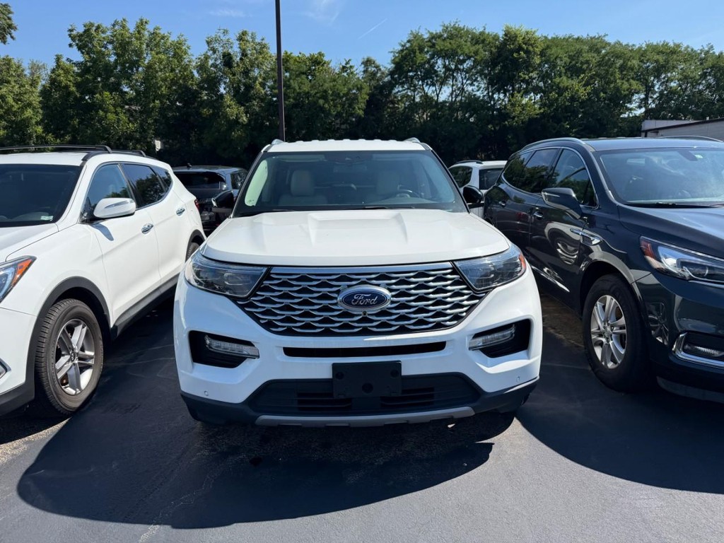 Ford Explorer Vehicle Full-screen Gallery Image 08