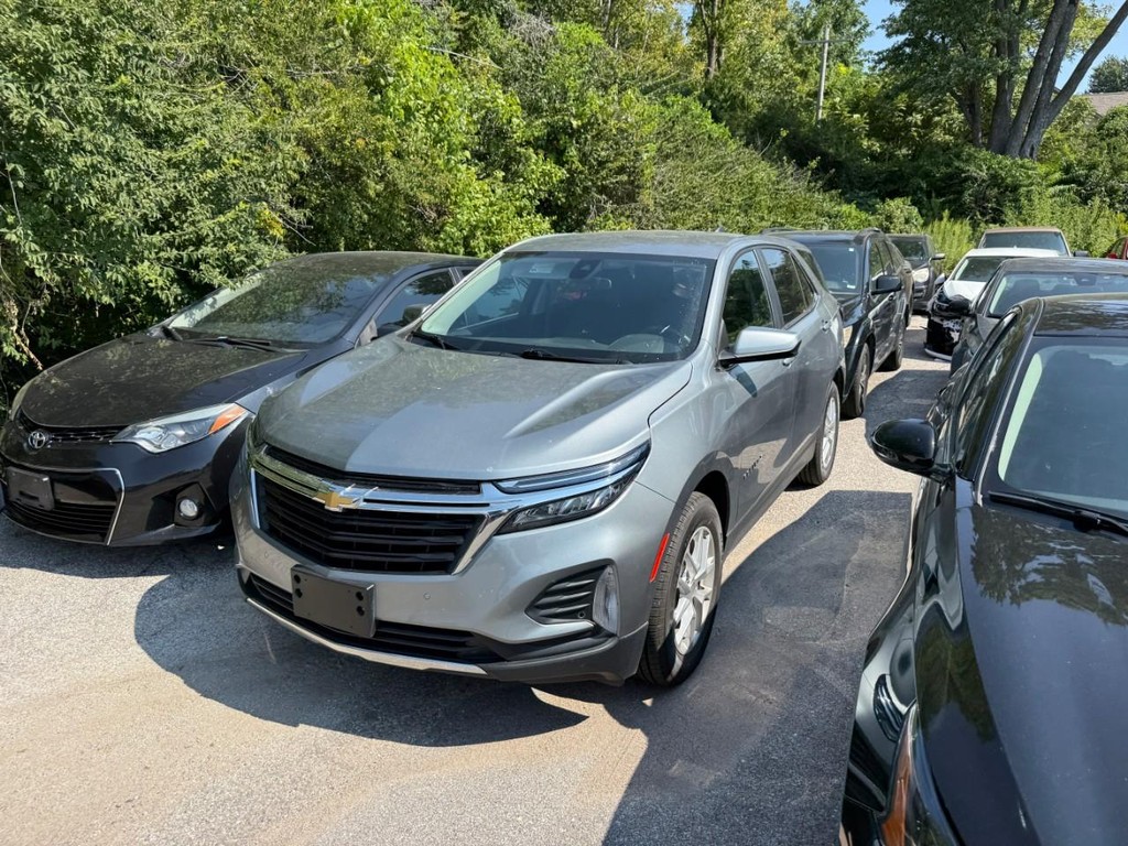 Chevrolet Equinox Vehicle Full-screen Gallery Image 02
