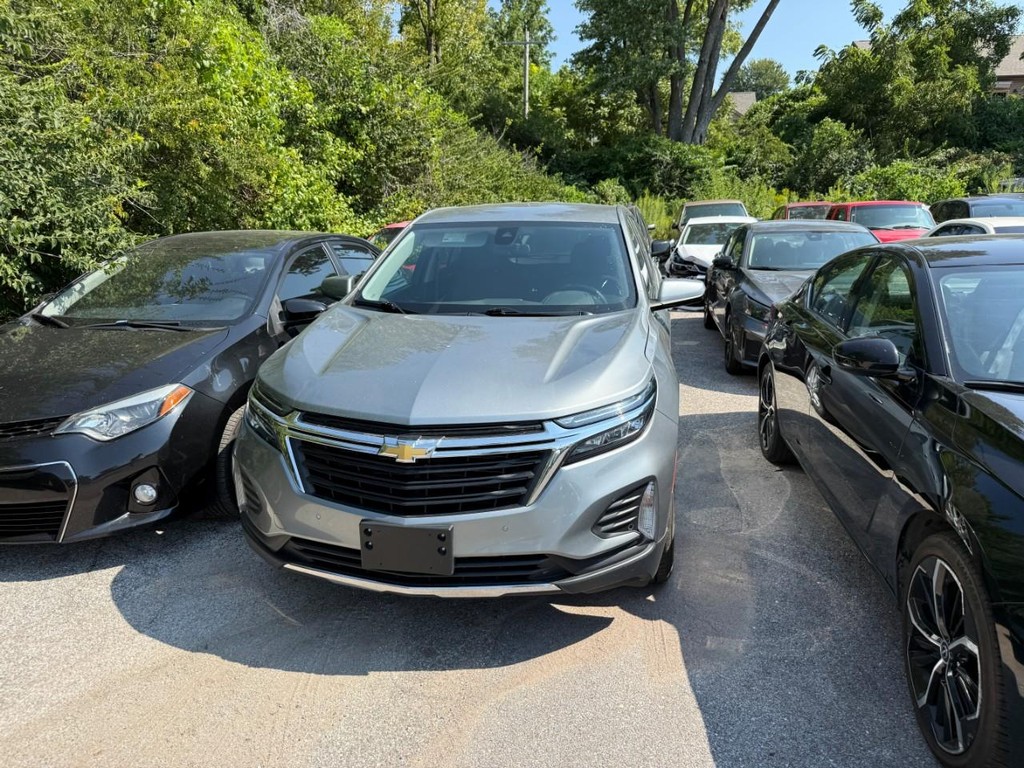 Chevrolet Equinox Vehicle Full-screen Gallery Image 04