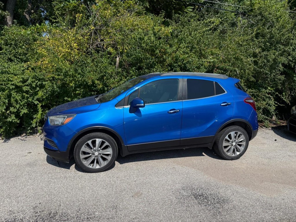 Buick Encore Vehicle Full-screen Gallery Image 04