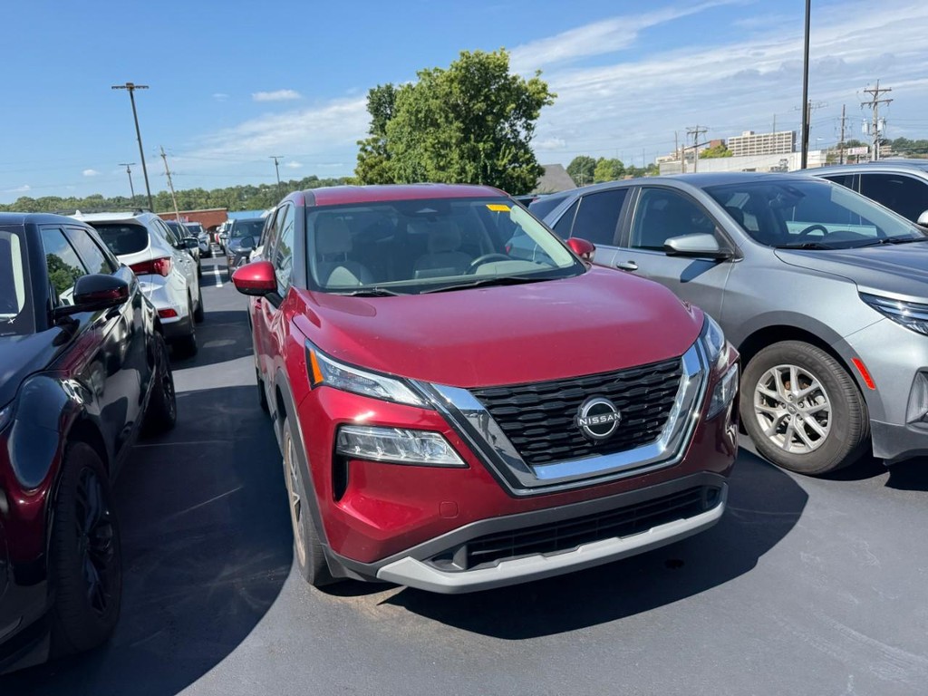 Nissan Rogue Vehicle Full-screen Gallery Image 09