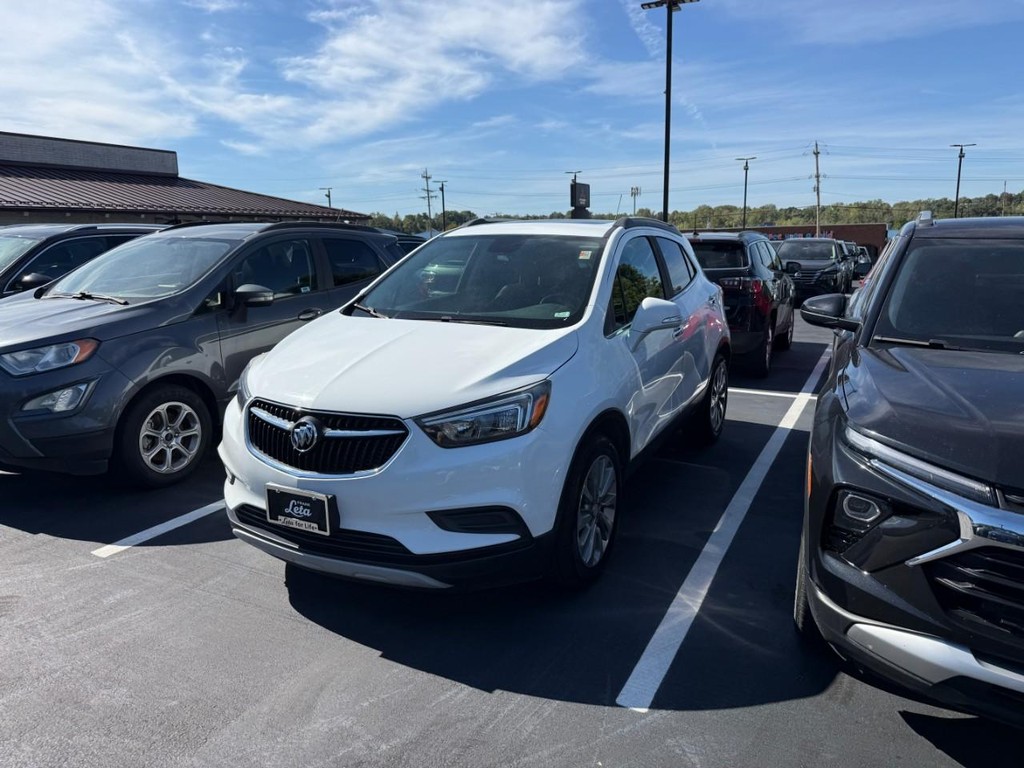 Buick Encore Vehicle Full-screen Gallery Image 02