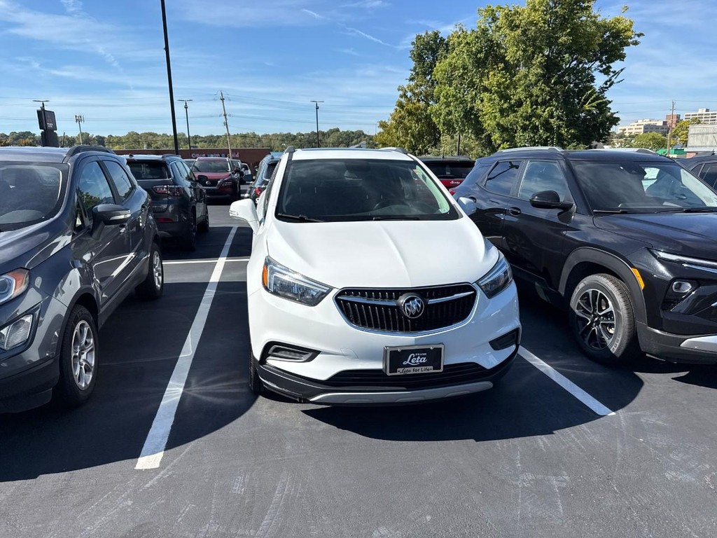Buick Encore Vehicle Full-screen Gallery Image 09