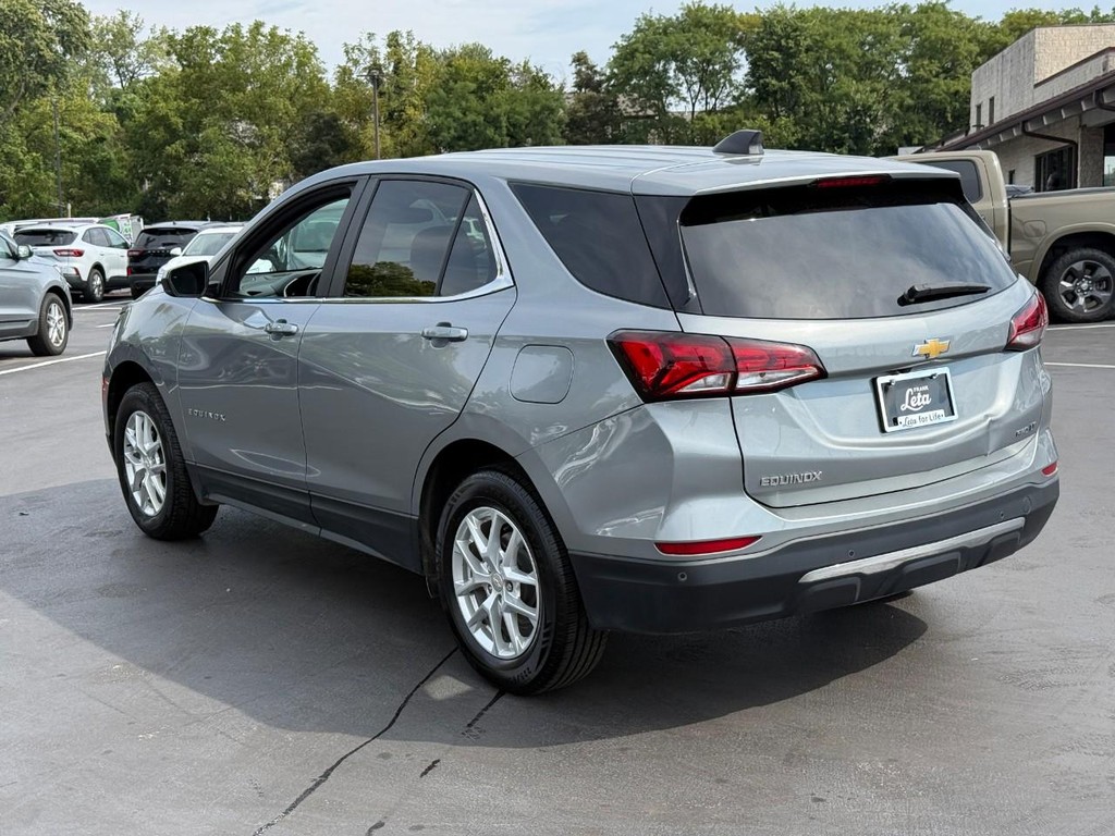Chevrolet Equinox Vehicle Full-screen Gallery Image 04