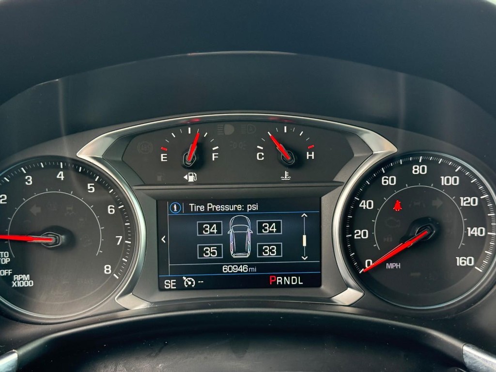 Chevrolet Equinox Vehicle Full-screen Gallery Image 20