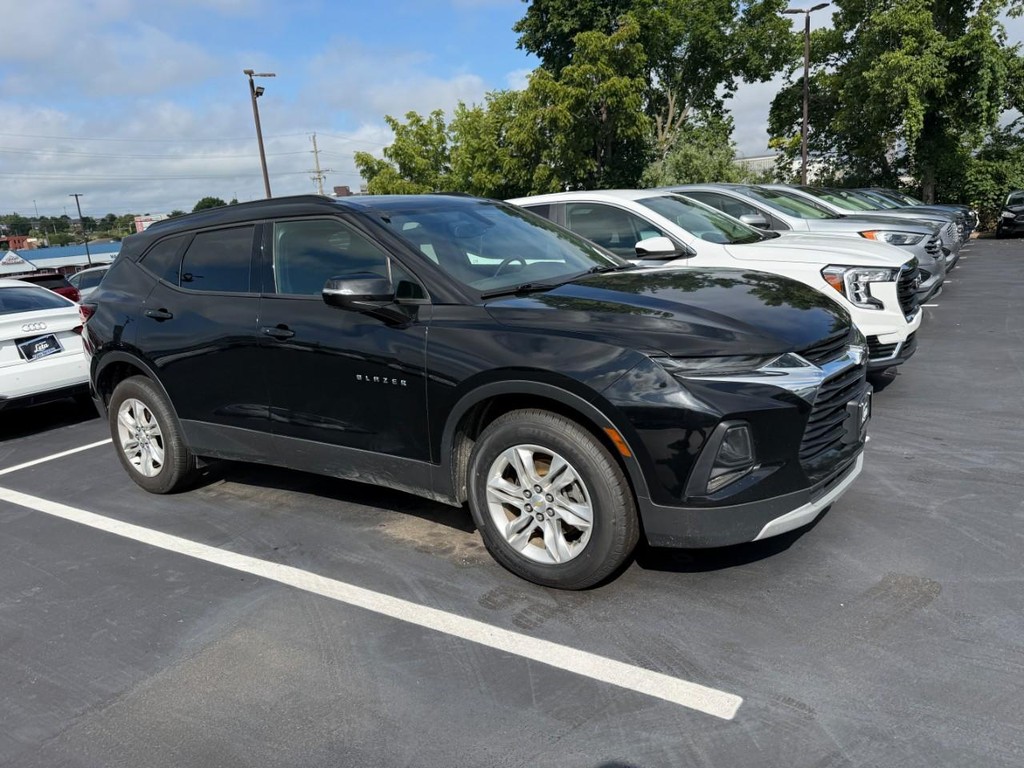Chevrolet Blazer Vehicle Full-screen Gallery Image 09