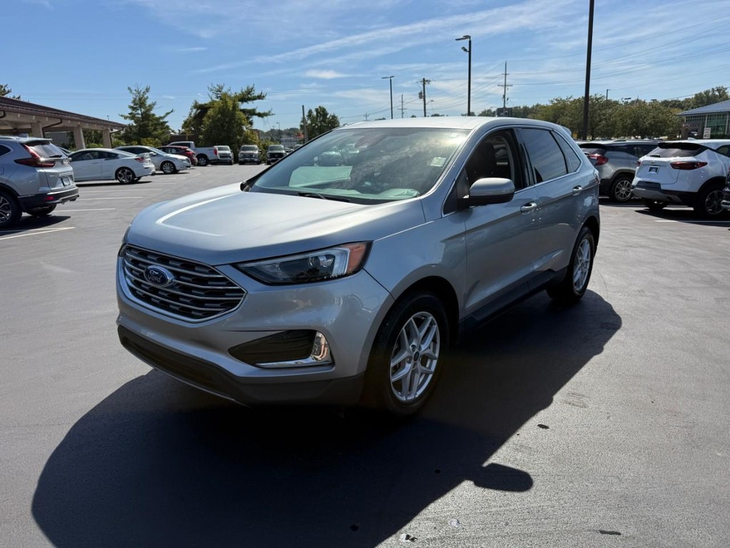 Ford Edge Vehicle Full-screen Gallery Image 09