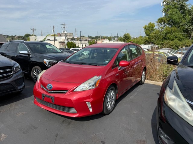 more details - toyota prius v