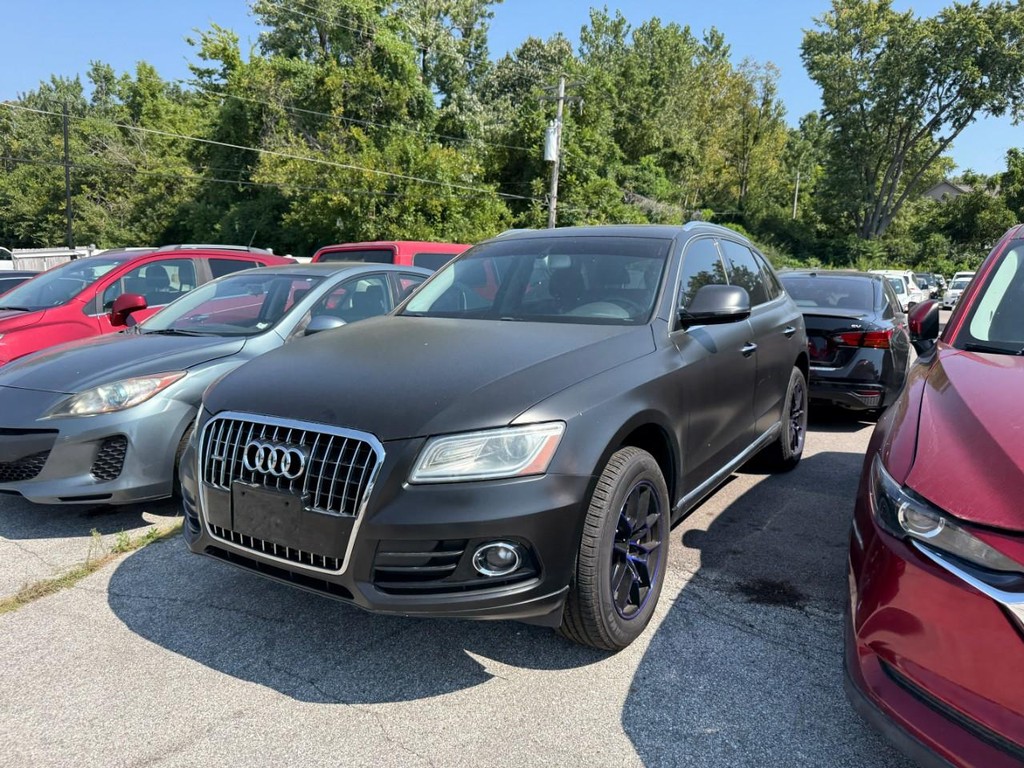 Audi Q5 Vehicle Full-screen Gallery Image 02