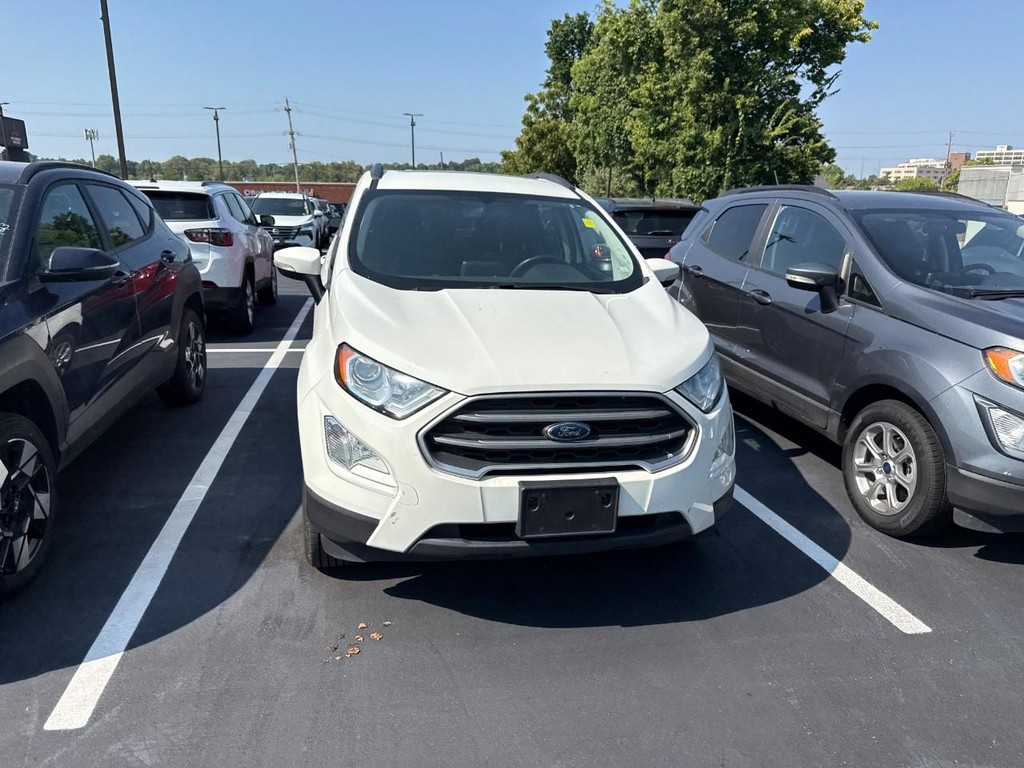 Ford EcoSport Vehicle Full-screen Gallery Image 07