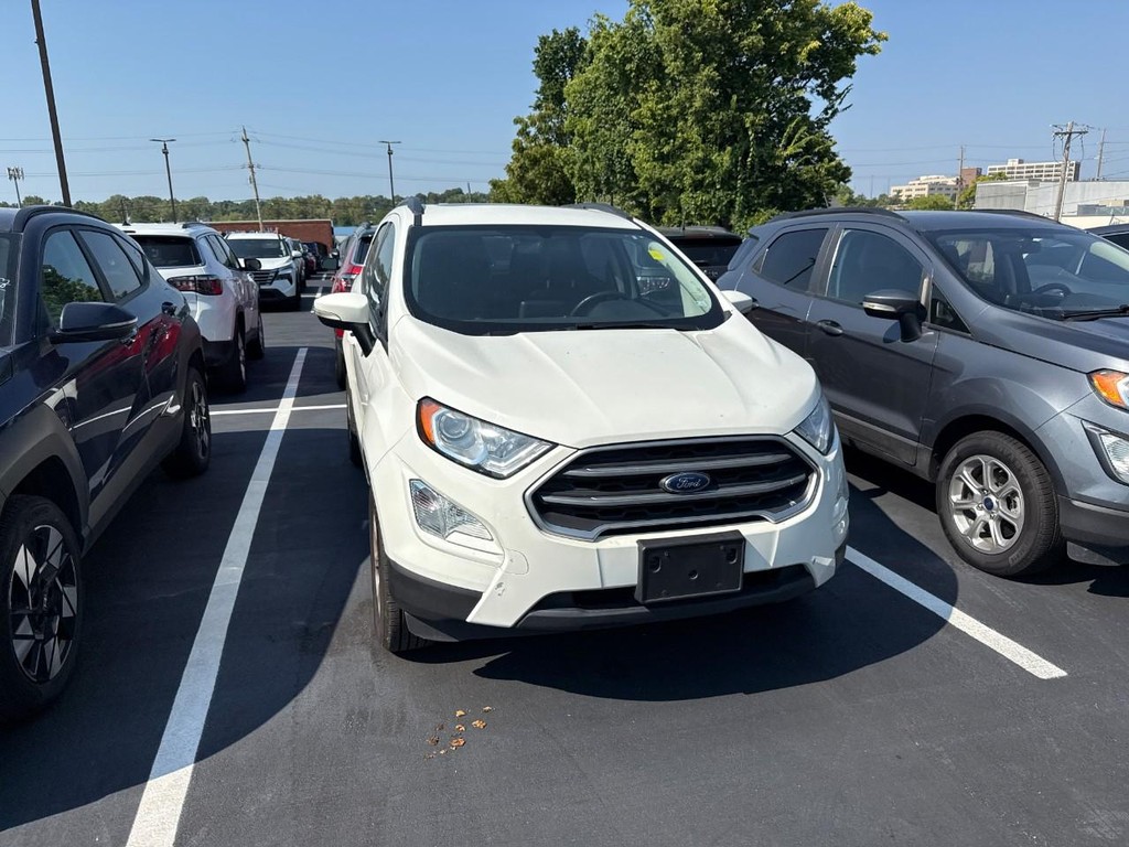 Ford EcoSport Vehicle Full-screen Gallery Image 08