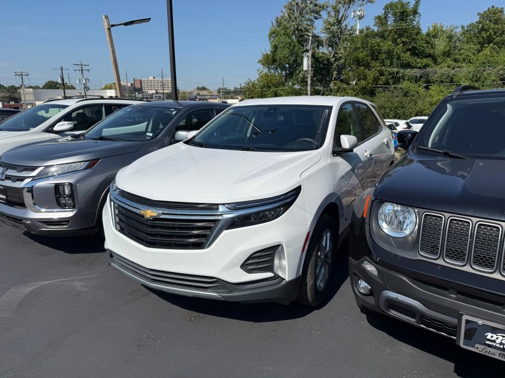 Chevrolet Equinox Vehicle Full-screen Gallery Image 02