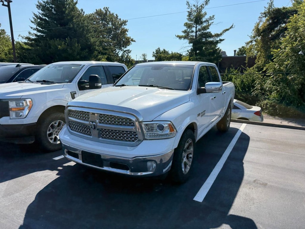 Ram 1500 Vehicle Full-screen Gallery Image 05