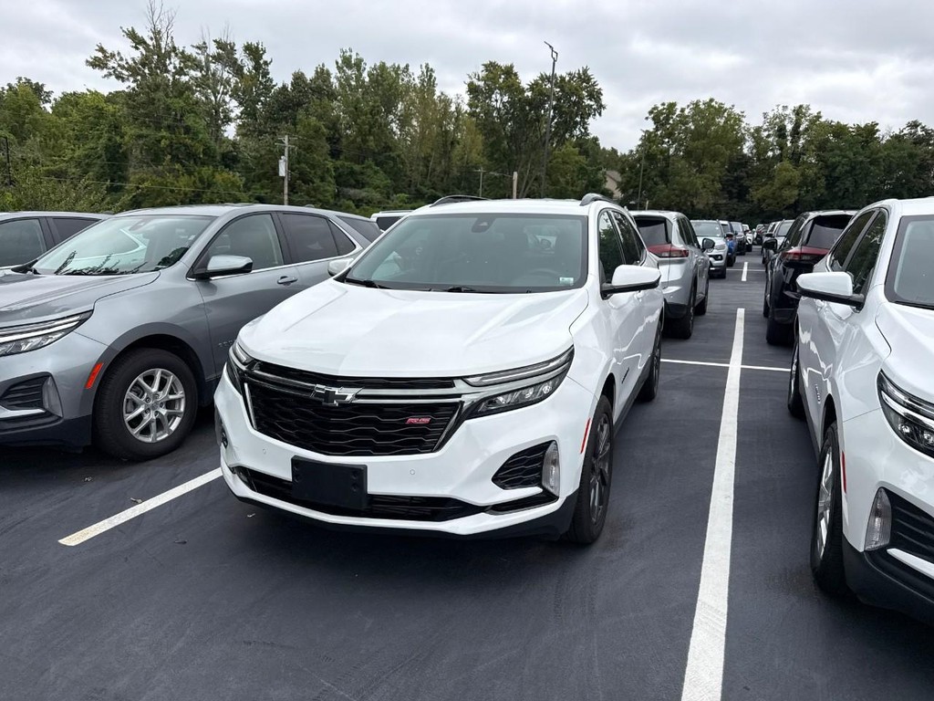 Chevrolet Equinox Vehicle Full-screen Gallery Image 04