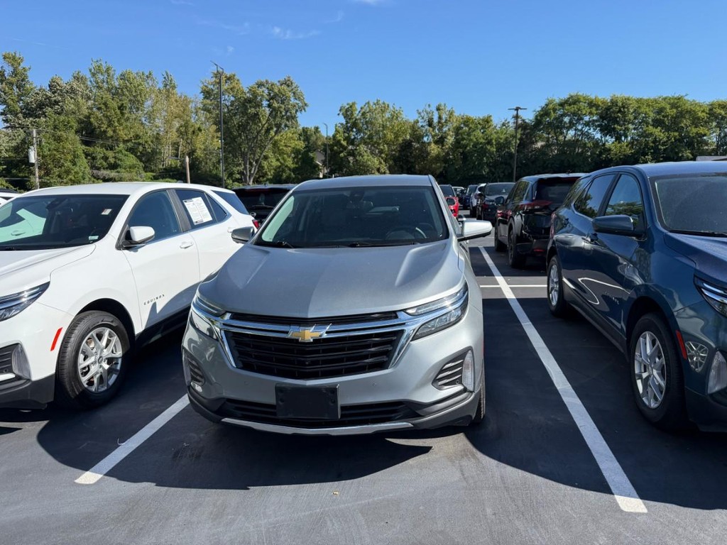 Chevrolet Equinox Vehicle Full-screen Gallery Image 06