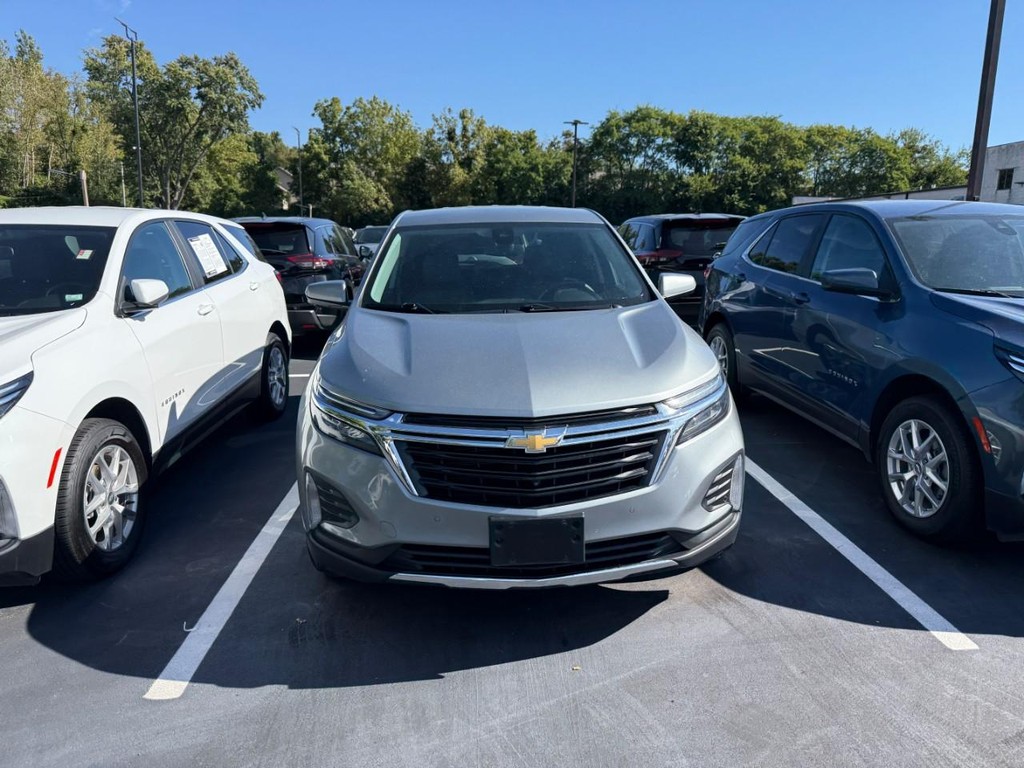 Chevrolet Equinox Vehicle Full-screen Gallery Image 09