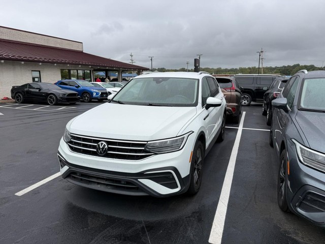 more details - volkswagen tiguan