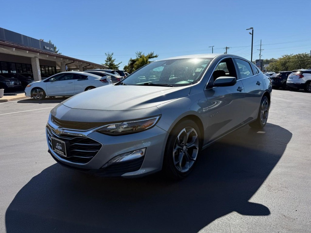 Chevrolet Malibu Vehicle Full-screen Gallery Image 08