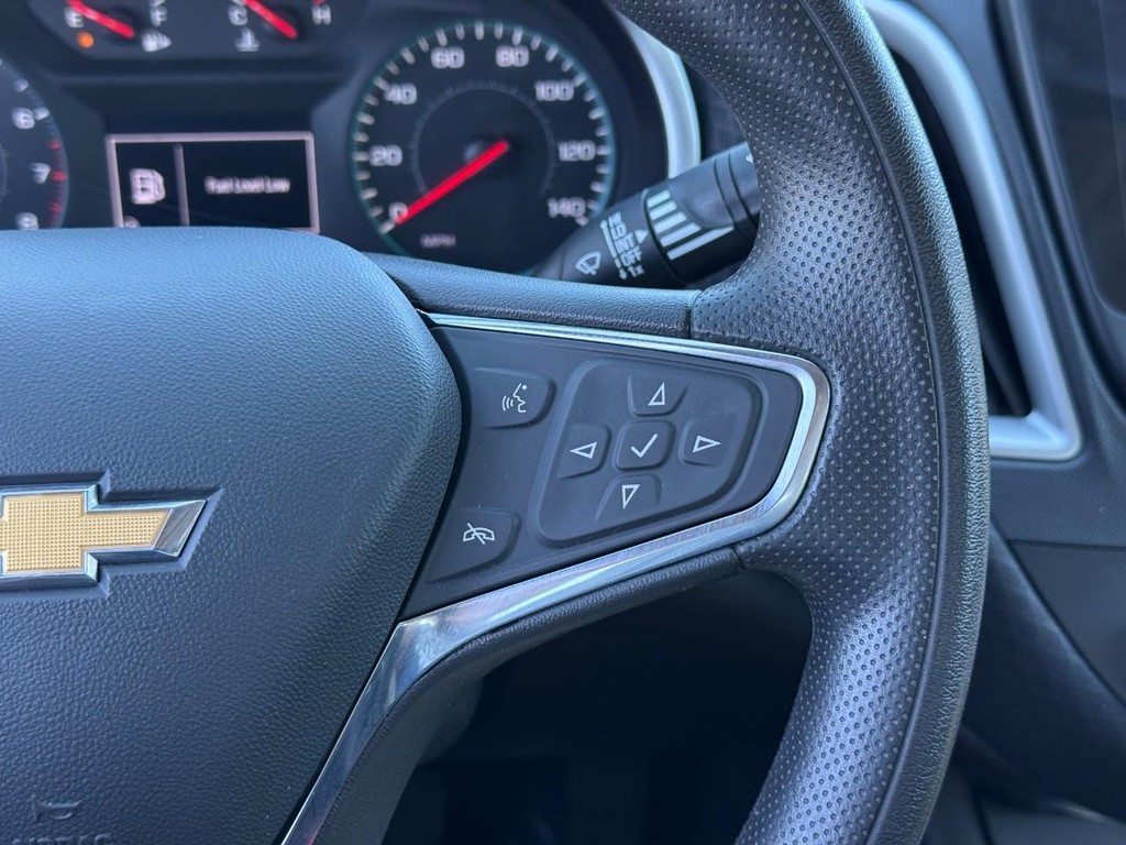 Chevrolet Malibu Vehicle Full-screen Gallery Image 20