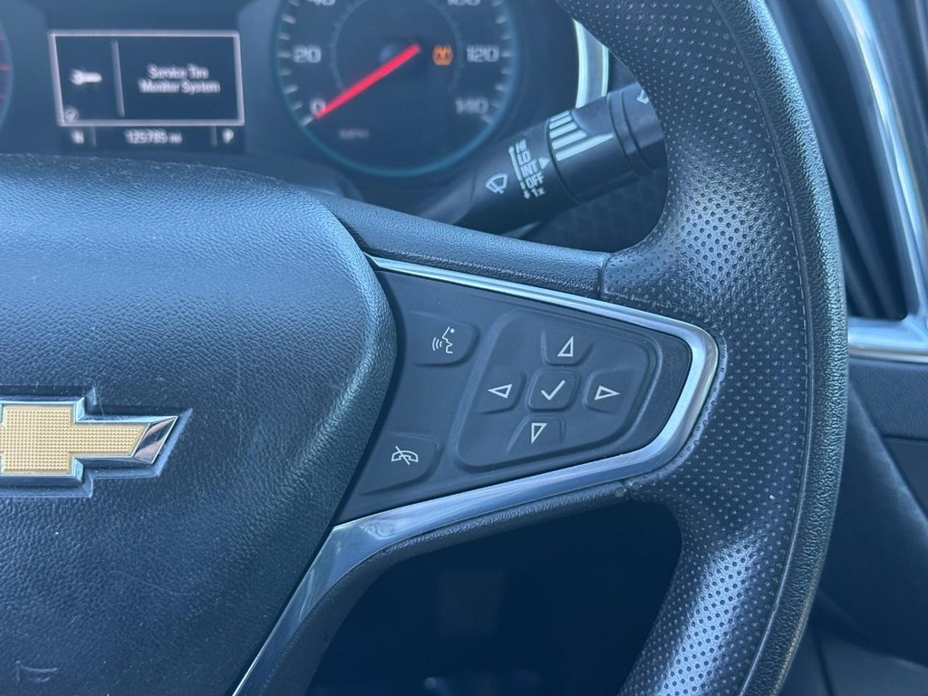 Chevrolet Malibu Vehicle Full-screen Gallery Image 20