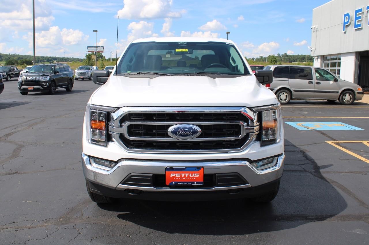 2022 Oxford White Ford F-150 XLT 4X4 Truck