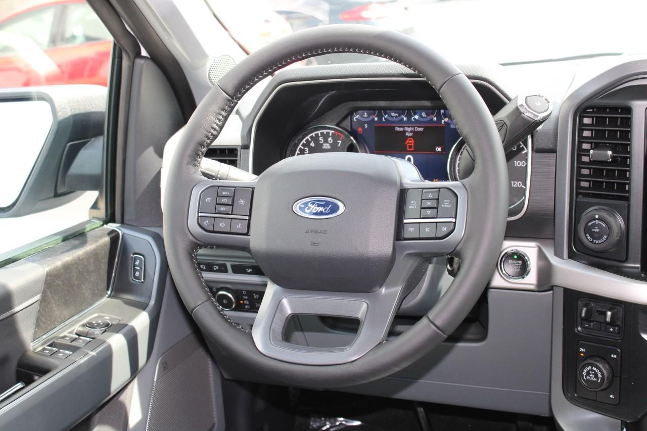 2022 Oxford White Ford F-150 XLT 4X4 Truck