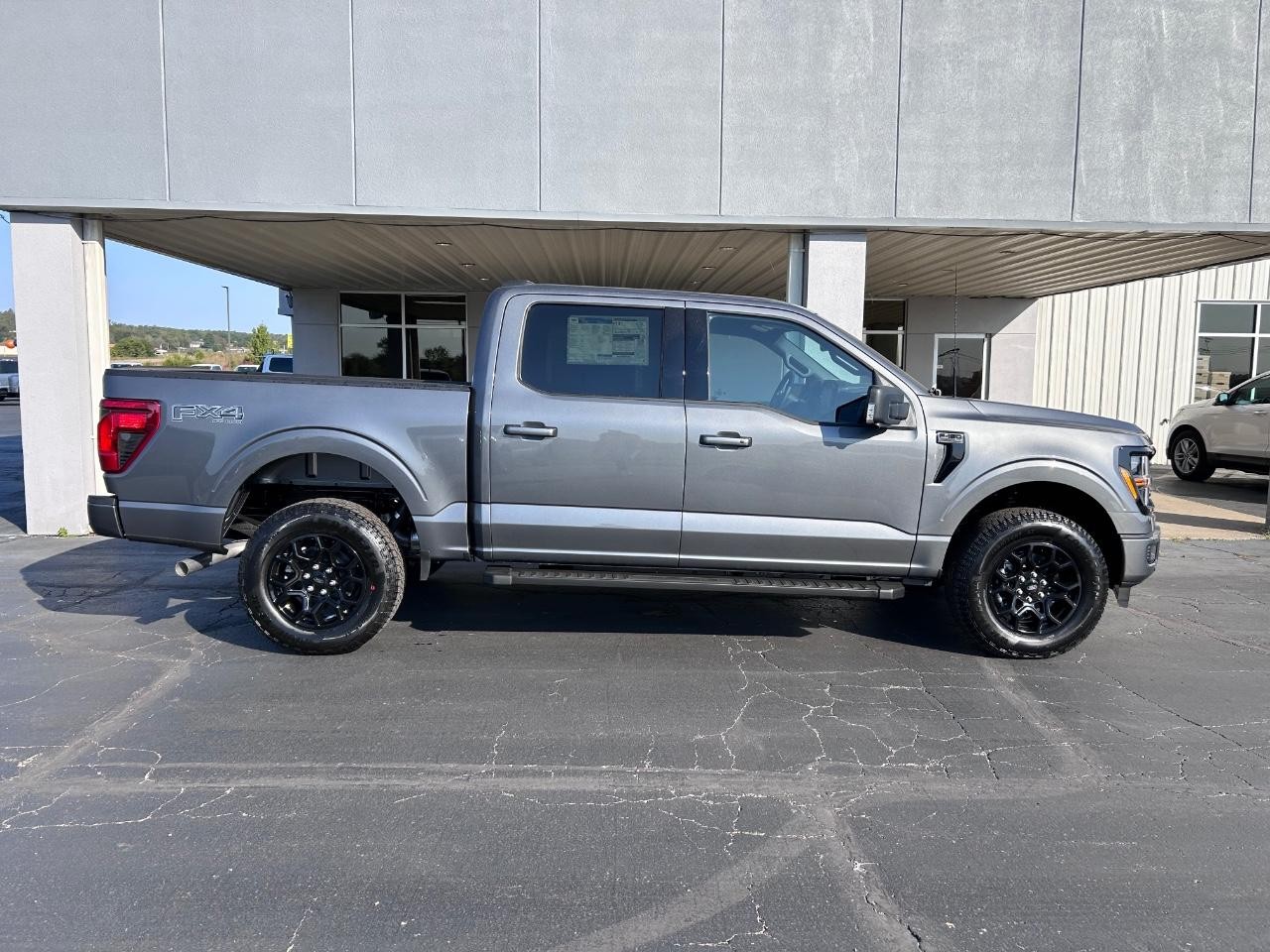 2024 Carbonized Gray Metallic Ford F-150 XLT 4X4 Truck