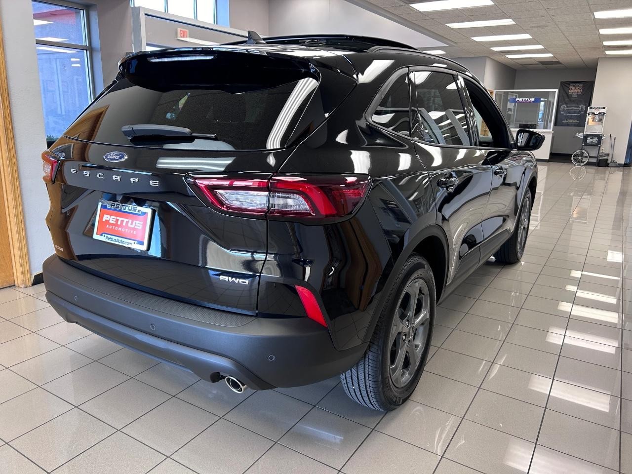 2025 Agate Black Metallic Ford Escape ST-Line AWD SUV