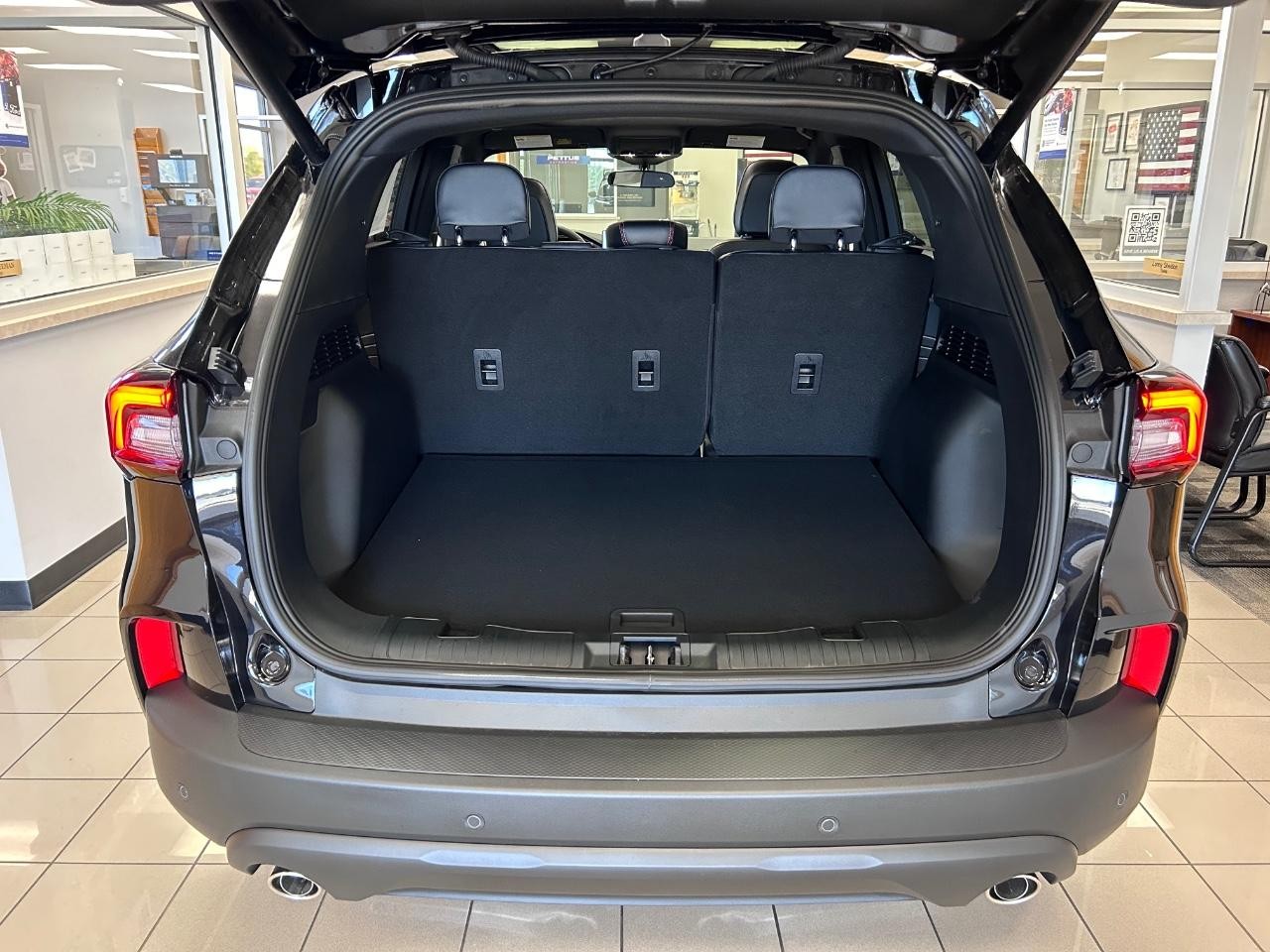 2025 Agate Black Metallic Ford Escape ST-Line AWD SUV