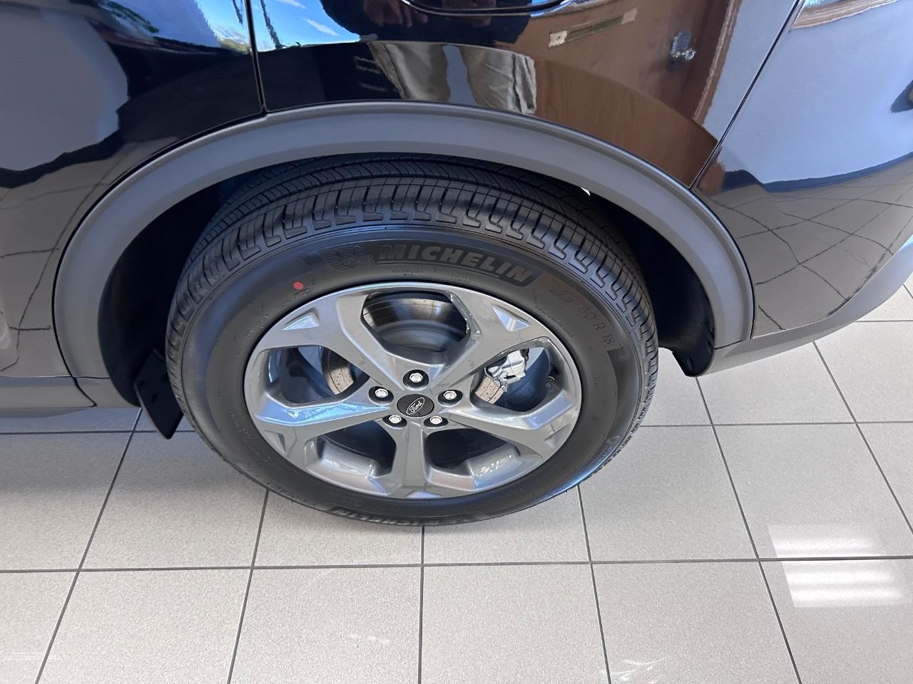 2025 Agate Black Metallic Ford Escape ST-Line AWD SUV