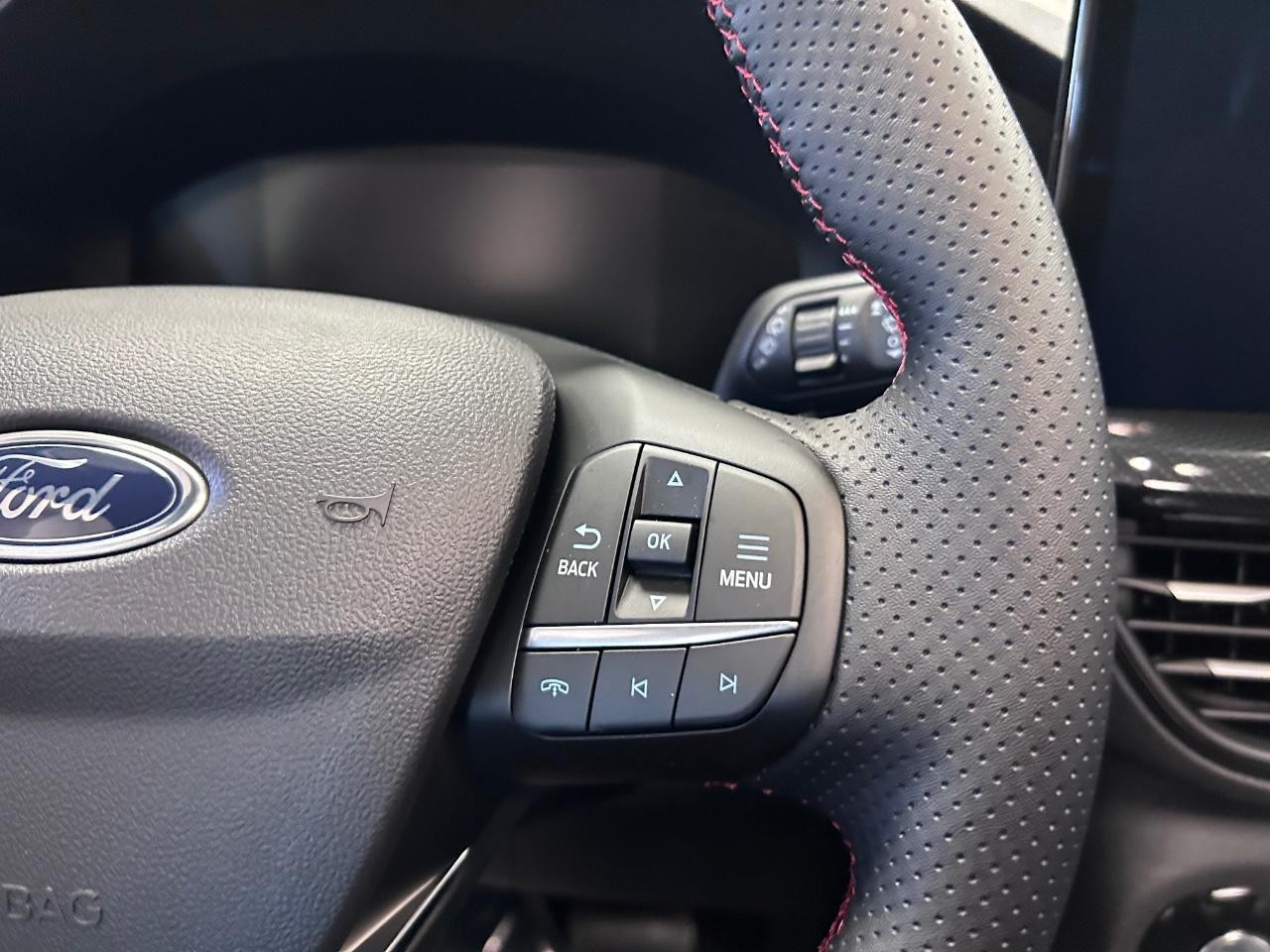 2025 Agate Black Metallic Ford Escape ST-Line AWD SUV
