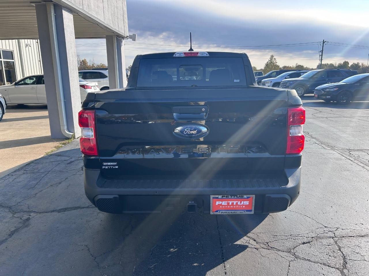 2024 Shadow Black Ford Maverick LARIAT FWD Truck