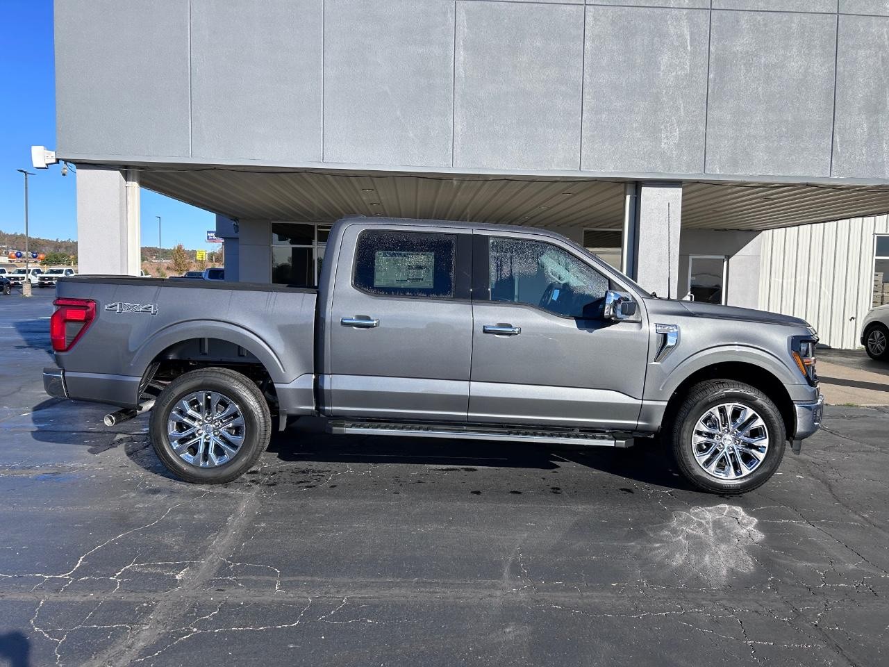 2024 Carbonized Gray Metallic Ford F-150 XLT 4X4 Truck