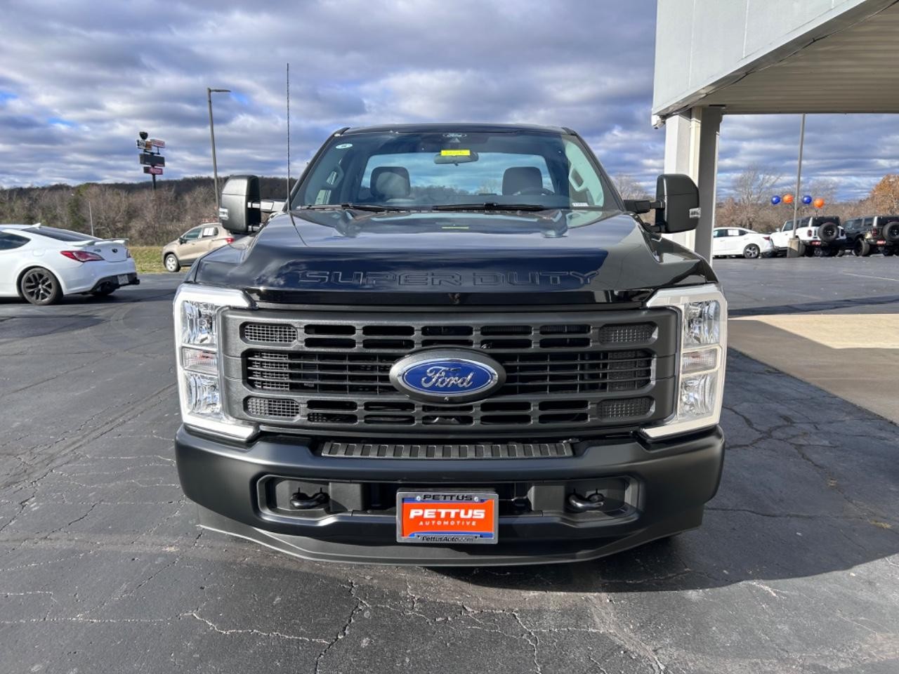 2024 Agate Black Metallic Ford Super Duty F-350 SRW XL RWD Truck