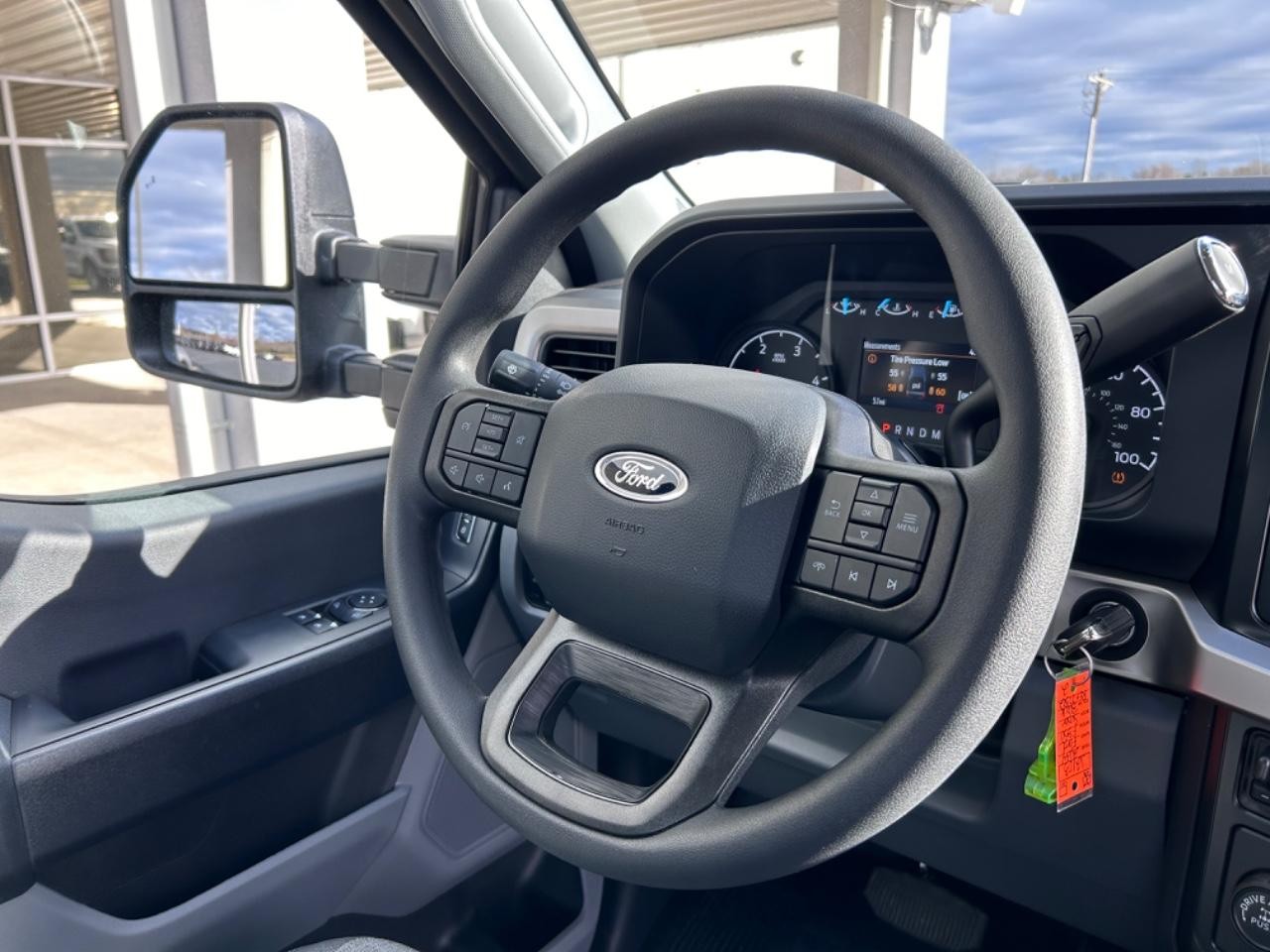 2024 Agate Black Metallic Ford Super Duty F-350 SRW XL RWD Truck