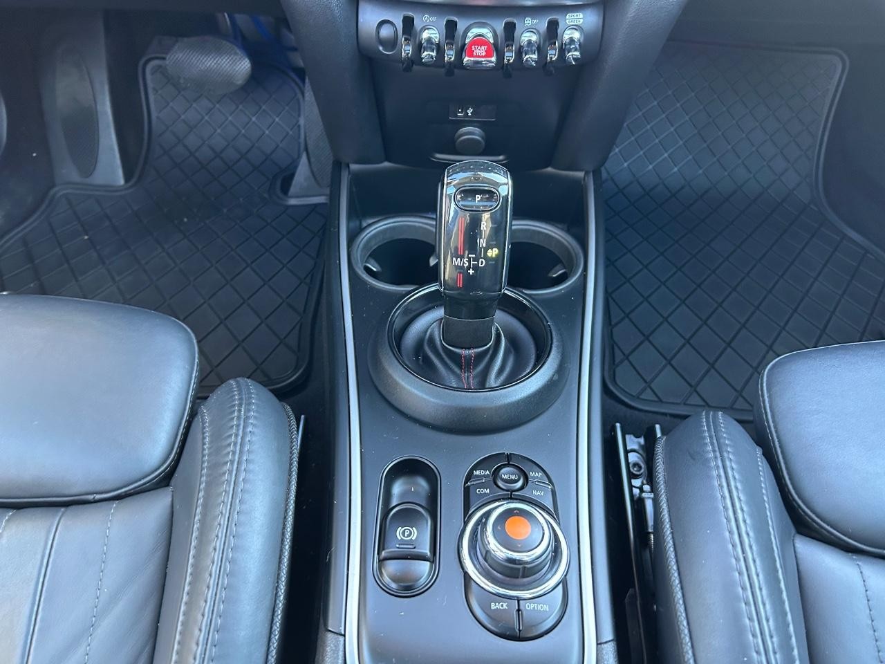 2020 Thunder Gray Metallic MINI Countryman Signature AWD SUV