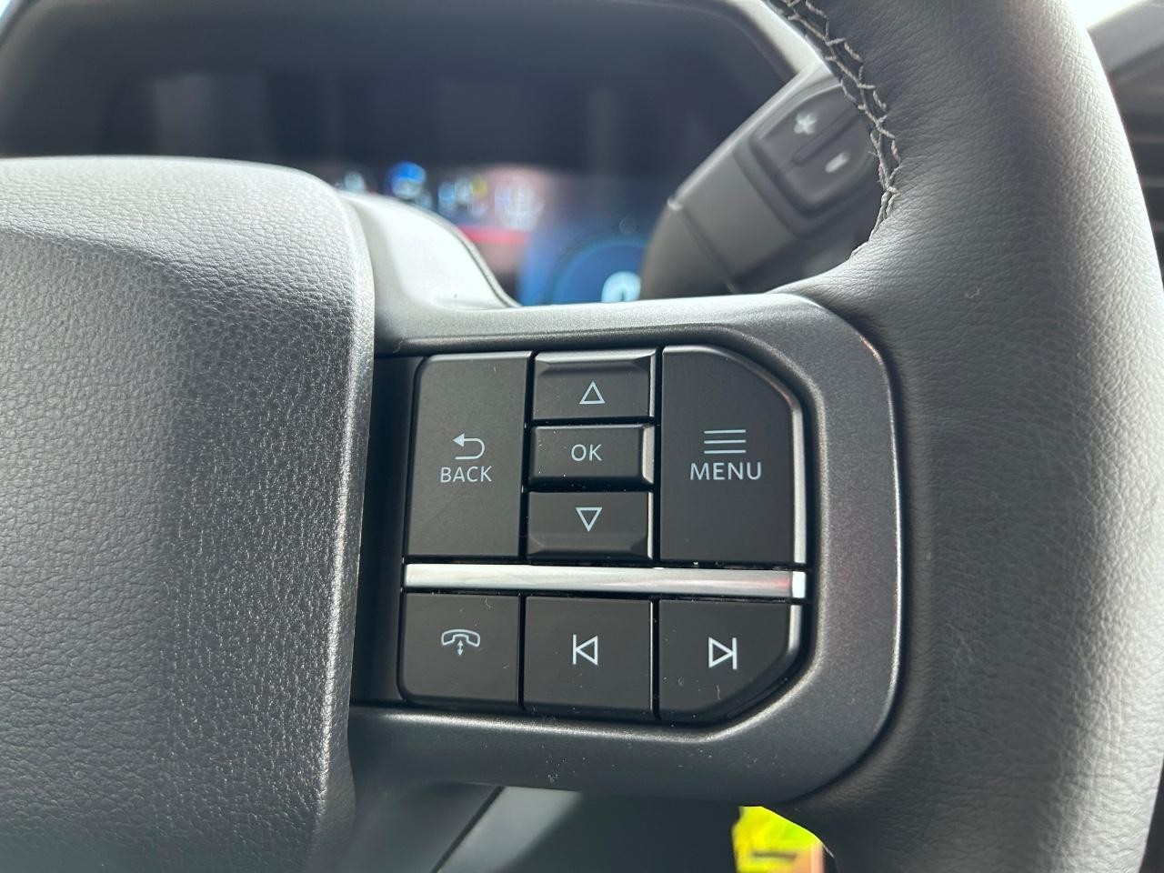 2024 Oxford White Ford F-150 XLT 4X4 Truck