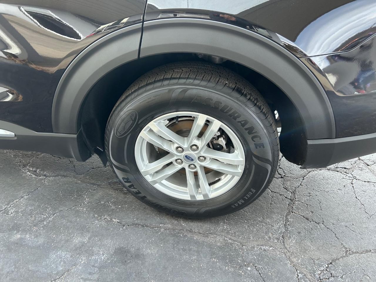 2023 Agate Black Metallic Ford Explorer XLT 4X4 SUV